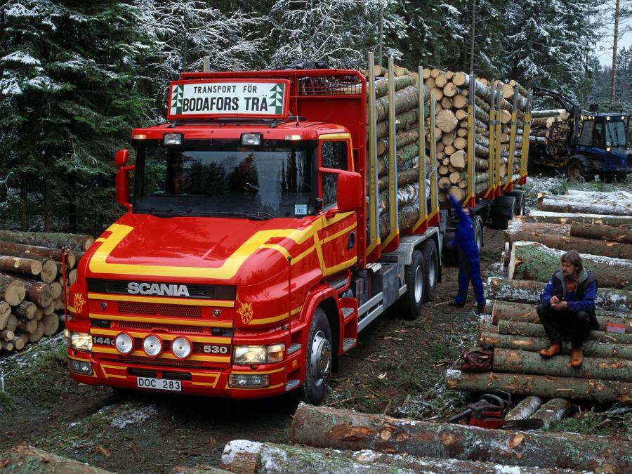  Scania T144G 530 6x4 Timber Truck 1995 года  (фото 1 из 1)